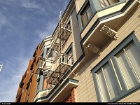 Photo by WestCoastSpirit | San Francisco  house, painted, Coit tower